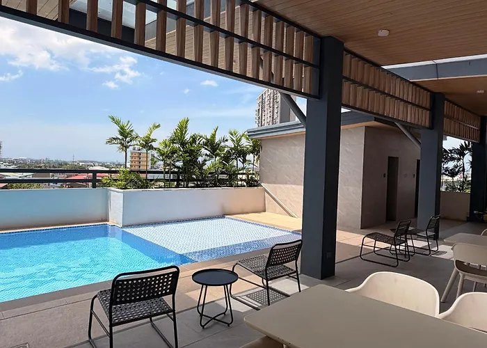 J Tower Residences Exclusive Cebu Center Apartments Апартаменты *
