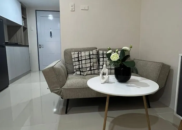 J Tower Residences Exclusive Cebu Center Apartments *